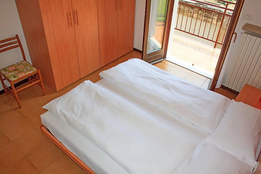 Casa Orchidea Apartments Torri Del Benaco 2*,