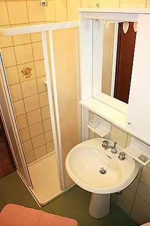 Casa Orchidea Apartments Torri Del Benaco 2*,